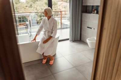 Get Slip Resistant Surfaces for Your Bathtub or Shower!