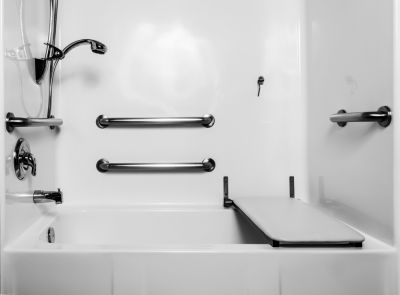 Install Grab Bars for Senior Safety in the Bathtub!